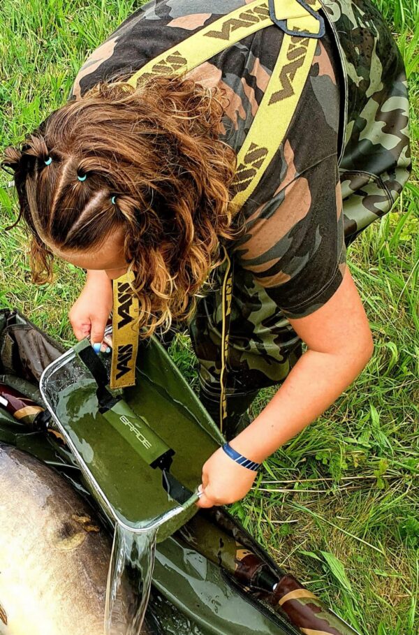 6070d7315b4c237932e7fc417f1eeb19