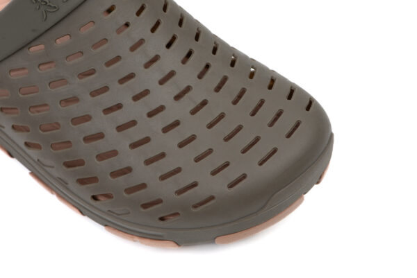 1c557a754341dc8561a6a9a990567d68